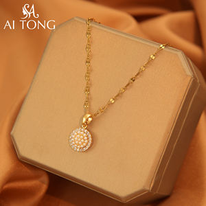 Trébol de cuatro hojas de acero inoxidable chapado en oro de 14K, Perla de imitación de circón de cobre, collares de joyería de moda de lujo para uso diario - Product Image 2