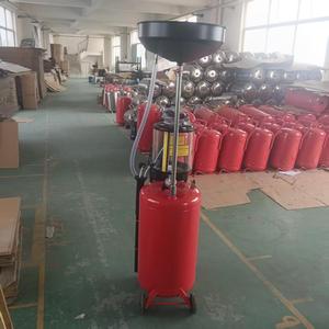 SF2197 vente chaude 70L Machine d'<span class=keywords><strong>aspiration</strong></span> d'<span class=keywords><strong>huile</strong></span> usée pneumatique télescopique en plastique vidange de levage d'<span class=keywords><strong>huile</strong></span> usée - Product Image 2