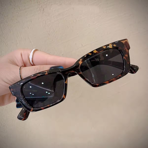 High Quality Custom Logo Vintage Rectangle Full Rim <b>Retro</b> <b>Sunglasses</b> UV400 Lightweight PC Frame for Luxury Fashion Wholesale - Product Image 5