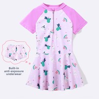 Maillot de bain une pièce pour filles avec short anti-transparence intégré, manches courtes, protection solaire UPF50+, maillot de bain pour enfants en nylon