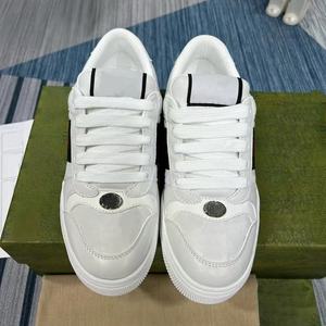 Chaussures de luxe pour hommes et femmes, toutes saisons, pour l'extérieur, avec design antidérapant et respirant, offrant un confort optimal. - Product Image 2