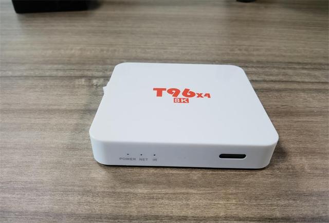 Factory Best Quality Android Tv Box Android 11 S905X4 T96X4 UGO TV Box with 2.4g 5g Dual Wifi 1000MB Ethernet Smart