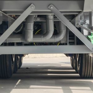 Semi-<span class=keywords><strong>remorque</strong></span> citerne à carburant de 45 tonnes, 3/4 essieux, 12 roues, de bonne qualité, capacité de 45 000 litres - Product Image 3