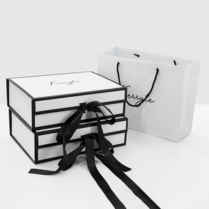 Wholesale Custom Printed Handmade Luxury Rigid Paper Cardboard <b>Black</b> Simple Empty Magnetic Closure <b>Gift</b> <b>Box</b> for Cosmetic - Product Image 3