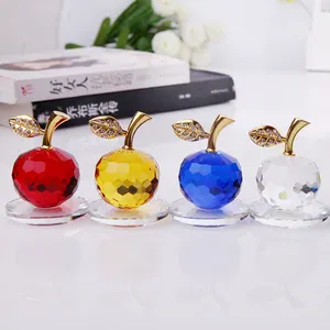 New wholesale creative personality Christmas gift decoration crystal apple christmas gifts