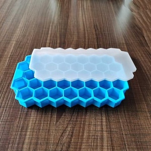 Tổ Ong <span class=keywords><strong>Ice</strong></span> <span class=keywords><strong>Cube</strong></span> Khay 37 Lưới Cấp Thực Phẩm Silicone <span class=keywords><strong>Ice</strong></span> <span class=keywords><strong>Cube</strong></span> Maker Khuôn Với Nắp Đậy Cho <span class=keywords><strong>Ice</strong></span> Cream Đảng Lạnh Uống - Product Image 1