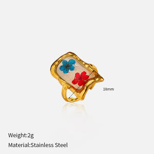 Venta al por mayor estilos franceses 18K oro Acero inoxidable inmortal flor seca girasol anillos ajustables anillo abierto impermeable para mujeres - Product Image 6