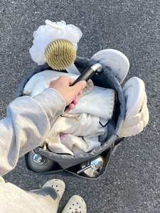 Bolsa de Limpieza Portátil Personalizada con Asa y 6 Bolsillos para Almacenamiento de Herramientas y Actividades al Aire Libre - Product Image 2