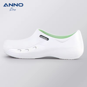 Zapatos de Cocina Blancos ANNO de EVA con Suela de Goma Impermeable para Médicos, Enfermeras y Personal de Hospital - Product Image 3