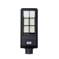 Lumières solaires de capteur de radar de lumen élevé de réverbère solaire intégré élevé de lux 100W 200W 300W avec la télécommande