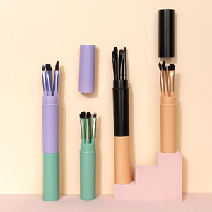 Set de 5 Brochas de Maquillaje Sintéticas Portátiles con Estuche, Muestra Gratis, para Rostro y Ojos, Mini Brochas para Base, Rubor, Rímel y Ojos - Product Image 5