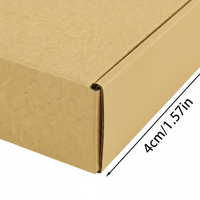 Individuelles Markenlogo Recycelbare Wellpappe-Kleidungsbox für Pelzkleidung und Socken Faltbare Hartbox mit Schaumstoffeinlage Magnetverschluss Rosa Prägung UV