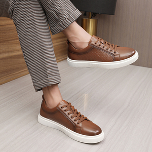 Colección de ropa de hombre 2024, zapatos formales de negocios de lujo, diseño elegante para caballeros modernos - Product Image 2