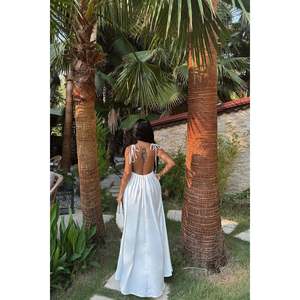 Robe blanche Anais sans dos - Product Image 1