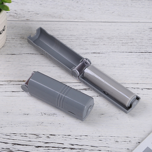 Dính ABS chủ di động có thể gập lại TPR tái sử dụng quần áo sạch bàn chải bụi Pet tóc Remover có thể giặt <span class=keywords><strong>mini</strong></span> <span class=keywords><strong>Lint</strong></span> con lăn - Product Image 4