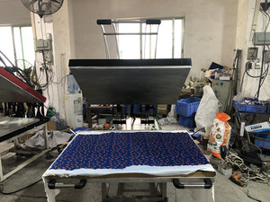 Grande formato manuale funzionamento mano forza macchina pressa di calore per <span class=keywords><strong>T</strong></span>-Shirt sublimazione piastre di trasferimento <span class=keywords><strong>ferro</strong></span> 80*100cm - Product Image 2