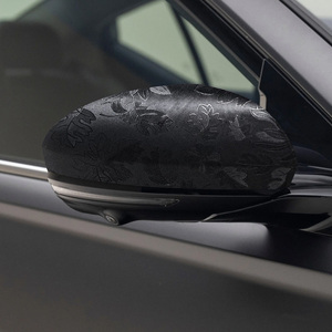 Film de protection de peinture automobile en vinyle mat <span class=keywords><strong>noir</strong></span> 3D <span class=keywords><strong>pour</strong></span> carrosserie complète, film vinyle de changement de <span class=keywords><strong>couleur</strong></span>, film PVC <span class=keywords><strong>pour</strong></span> intérieur/retroviseur de <span class=keywords><strong>voiture</strong></span> - Product Image 4