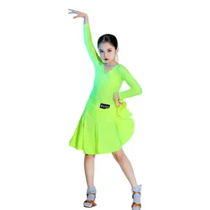 Haute qualité adolescentes vêtements de danse vert Costume de danse robe latine Costume vêtements de danse en gros