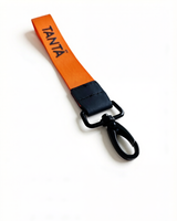 Étiquette tissée en polyester de qualité supérieure avec impression sérigraphique, logo personnalisé disponible pour les promotions d'événements et les accessoires de sacs de marque