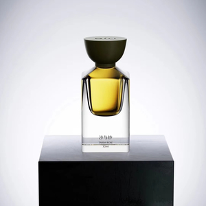 Factory Custom Empty Luxus Parfüm behälter <span class=keywords><strong>Spray</strong></span> 30 <span class=keywords><strong>ml</strong></span> 50ml 100ml Dicker Boden Glas Quadratische Parfüm flasche mit Holz kappe