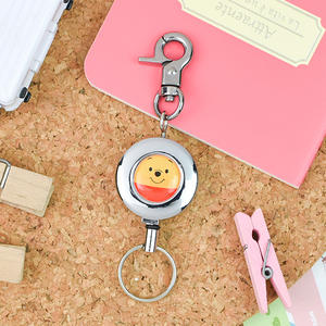 Badge rétractable en métal décoratif, durable, réutilisable, écologique, de style dessin animé personnalisé, hautement recommandé - Product Image 3