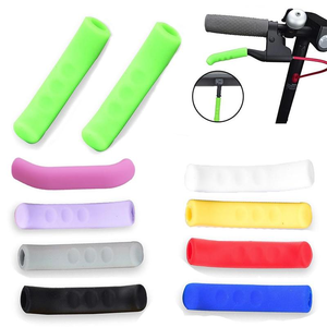 2PCS <span class=keywords><strong>Poignée</strong></span> <span class=keywords><strong>de</strong></span> <span class=keywords><strong>frein</strong></span> et protection <span class=keywords><strong>de</strong></span> béquille Housse en silicone pour <span class=keywords><strong>Xiaomi</strong></span> Mijia <span class=keywords><strong>M365</strong></span>/PRO Pièces détachées pour scooter électrique - Product Image 4