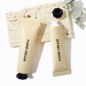 Crema de Manos Vegana Calmante de Alta Calidad, Cosmético al por Mayor, Logotipo Personalizado, Marca Privada, Tamaño de Viaje, Hidratante Natural - Product Image 6