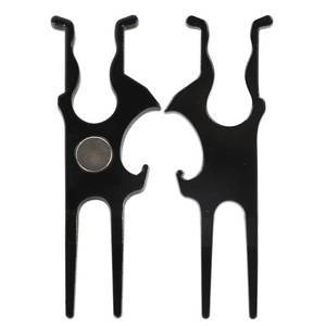 Porte-cigares magnétique multifonction en acier inoxydable, marqueur de balle de golf, ouvre-bouteille, en aluminium noir en forme de barre - Product Image 1