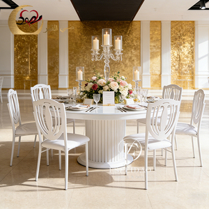 ชุดโต๊ะอาหารและเก้าอี้สแตนเลสสตีลทันสมัยสไตล์ดูไบ สำหรับใช้ในบ้าน อพาร์ทเมนต์ โรงแรม และกลางแจ้ง สำหรับงานจัดเลี้ยง สามารถปรับแต่งได้ - Product Image 4