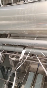 Film d'étanchéité réutilisable à 3 couches auto-adhésif pour barquettes de fruits, légumes et aliments, avec logo personnalisé et trous de ventilation - Product Image 5