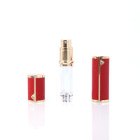 Atomiseur de bouteille de parfum rechargeable en cuir coloré de taille de poche de qualité supérieure