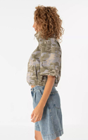 Chaqueta Ligera Mini Camuflada Personalizada para Mujer 2026, Chaqueta Utilitaria de Manga Corta con Estampado Verde Gris, Chaqueta Casual Vintage OEM/ODM