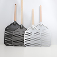 Europäischer Stil Perforierte Aluminium-Schaufel Eloxierte Aluminium-Pizzaschaufel mit Abnehmbarem Kurzem Metallgriff