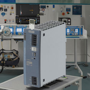 Fuente de Alimentación Estabilizada Siemens SITOP PSU6200 24 V/10 A, Nueva y Original, 6EP3334-7SB00-3AX0 - Product Image 1