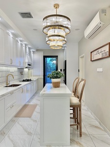 VERMONHOUZZ Mobili da Cucina <span class=keywords><strong>di</strong></span> <span class=keywords><strong>Lusso</strong></span> Moderni su Misura con Illuminazione LED Integrata e Paraschizzi in Piastrelle Arcuate per Hotel e Ambienti <span class=keywords><strong>di</strong></span> Alta Gamma - Product Image 5
