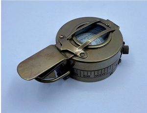 Reloj de Estilo Antiguo con Impresión Digital y Caja de Latón, Bañado en Oro - Product Image 4