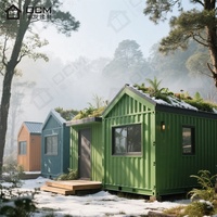 Casa prefabricada en casa contenedor de acero con paneles solares Capacidad fuera de la red Sistema de batería Eficiencia energética para uso exterior