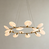 Lustre suspendu Art déco créatif minimaliste moderne nordique en forme de pétale pour salle à manger, bar, chambre, hall d'hôtel