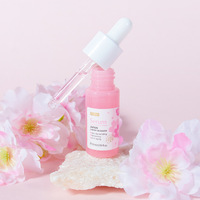 Sérum hydratant à la vitamine C de fleur de cerisier du Japon léger Anti-âge pour le visage pour l'essence éclaircissant les taches liquide de traitement du visage