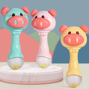 Juguete Sonajero de Mano con Diseño de Cerdo de Dibujos Animados, con Orejas de Silicona, para Estimular el Agarre, el Seguimiento Visual y el Audición, Regalo para Recién Nacidos - Product Image 2