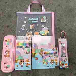 Ensemble de papeterie scolaire pour enfants 2024 avec règle en plastique, taille-crayon et stylos gel (pointe de 0,8 mm) - Product Image 4