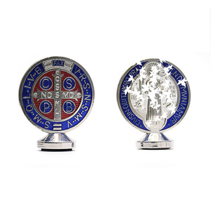 Ornement de chapelet benedictin 4,7x5,5 cm, support de présentation religieux en métal pour cadeau d'église - Product Image 4