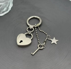 Porte-clés breloque cadenas cœur argenté avec clé étoile, style vintage, <span class=keywords><strong>pour</strong></span> femmes et hommes, cadeau de Saint-Valentin - Product Image 2