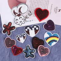 Logo brodé sur ordinateur, sequins en forme de cœur de lapin, badges brodés, accessoires vestimentaires, chapeaux, patchs décoratifs, autocollants