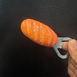Abridor de Botellas Magnético 2 en 1 de Metal con Logotipo Personalizado, Imán para Refrigerador, Herramienta de Cocina que Ahorra Espacio, Fácil de Montar en la Pared, Removedor de Tapas de Botellas - Product Image 2