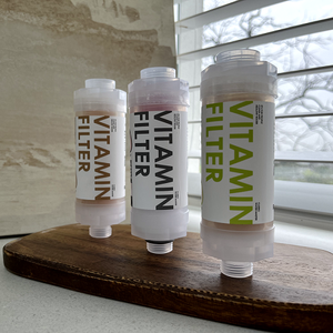 ไส้กรองฝักบัววิตามินและแร่ธาตุเพื่อการดูแลผิวและเส้นผม ด้วยน้ำมันเมล็ดแฟลกซ์ทะเลและถั่วเหลือง ช่วยกำจัดคลอรีน เพื่อสุขภาพที่ดี - Product Image 1