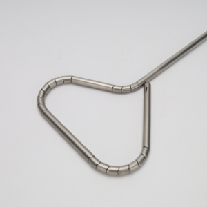 <span class=keywords><strong>Retractor</strong></span> de serpiente triangular recto en funda, <span class=keywords><strong>retractor</strong></span> de hígado laparoscópico de dedo dorado, retractores de hígado de serpiente circulares de 5mm - Product Image 2