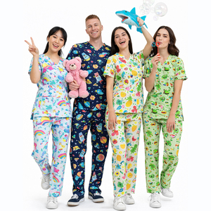 Uniformes de Enfermagem para Mulheres com Estampa de Desenhos Animados, Tops de Enfermagem Personalizados com Design Estiloso - Product Image 2