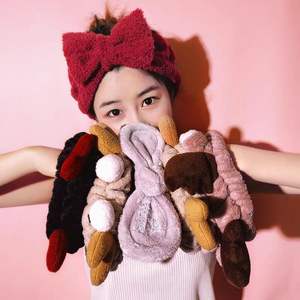 عصابة رأس نسائية على شكل قرون الأرانب وآذان الحيوانات الكرتونية مع فيونكة مخملية وتفاصيل على شكل قلب - Product Image 3