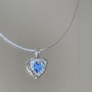 สร้อยคอเงินแท้ S925 ดีไซน์โบว์ผูกปมแบบไม่สมมาตร ประดับด้วยการชุบทอง สวยหวาน ดูหรูหรา แฟชั่นเฉพาะกลุ่ม สร้อยคอประดับกระดูกไหปลาร้า - Product Image 1